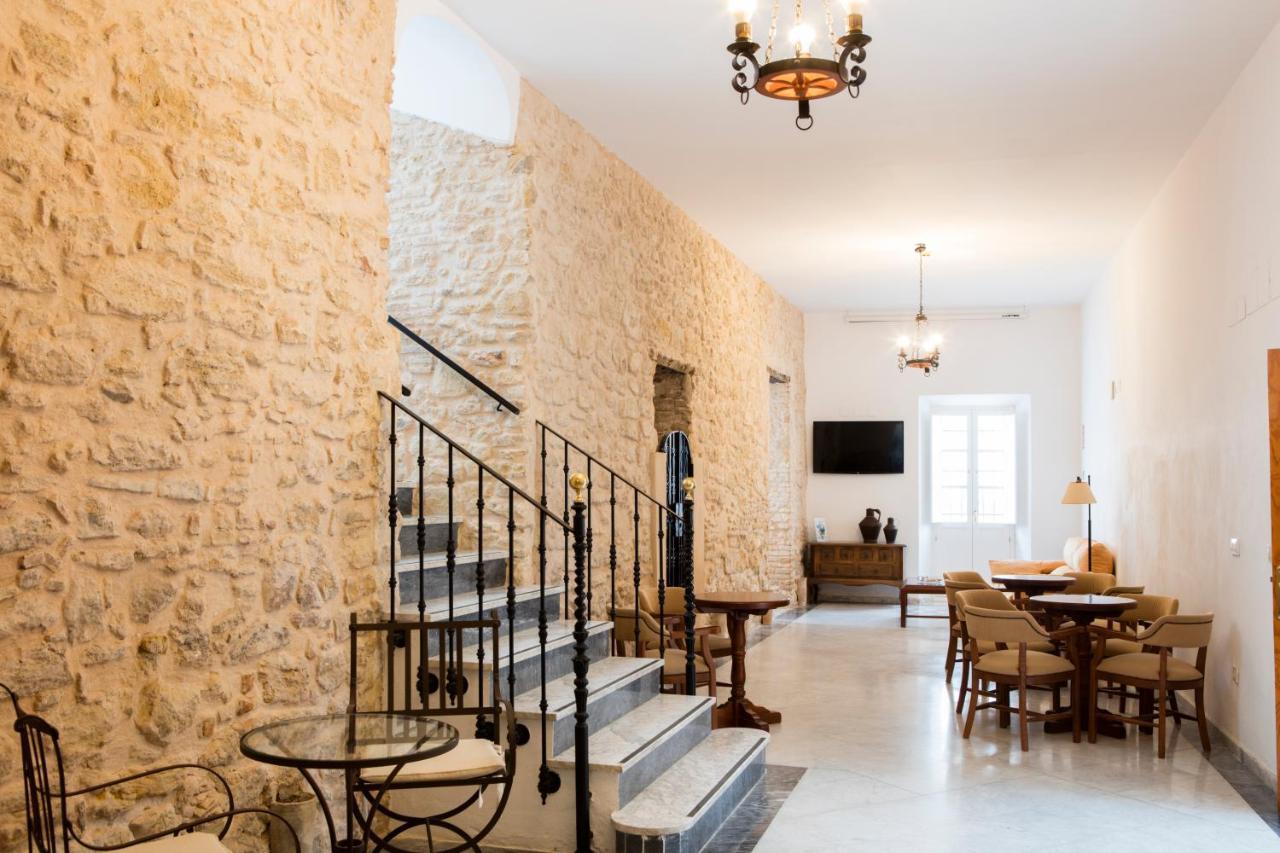 Hotel Tugasa Casa Palacio Medina Sidonia מראה חיצוני תמונה