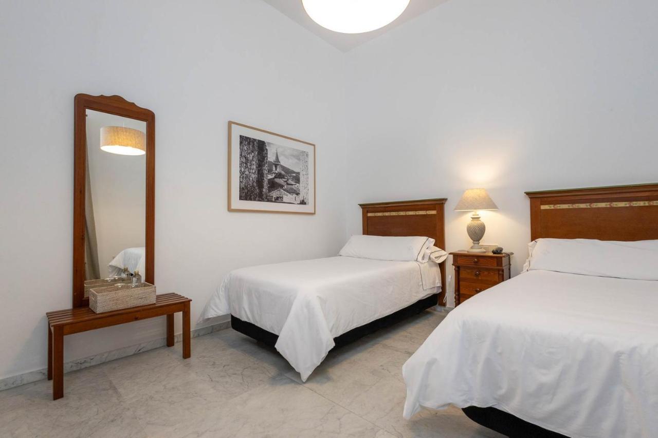 Hotel Tugasa Casa Palacio Medina Sidonia מראה חיצוני תמונה
