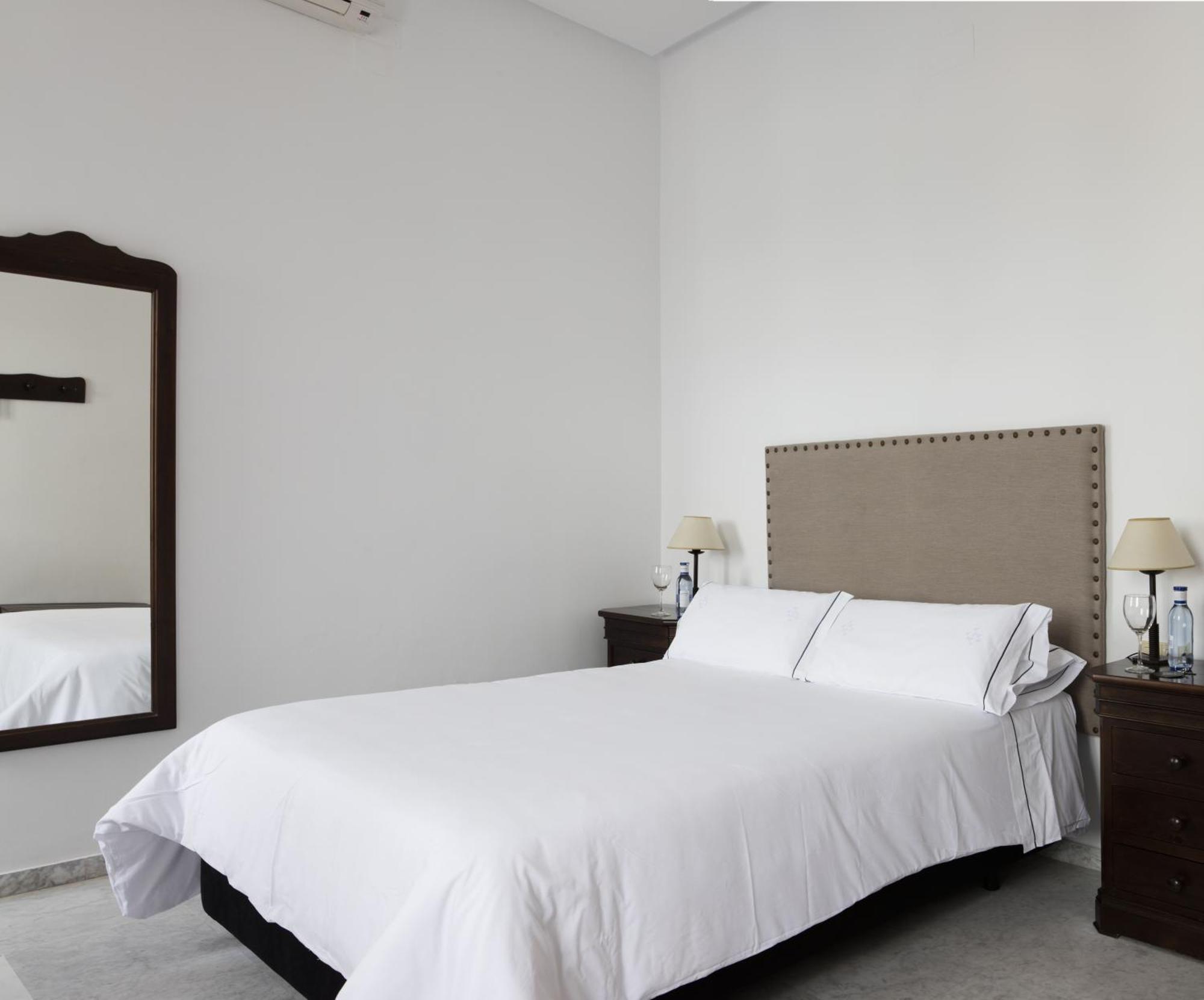 Hotel Tugasa Casa Palacio Medina Sidonia מראה חיצוני תמונה